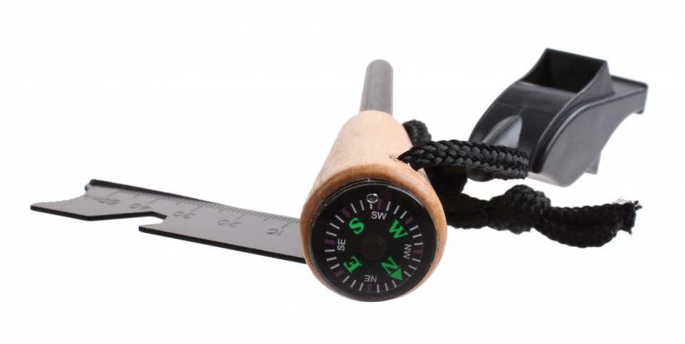 MacGyver Feuerstarter schwarz, aus Stahl & Holz, mit Kompass & Pfeife, ca. 13 cm
