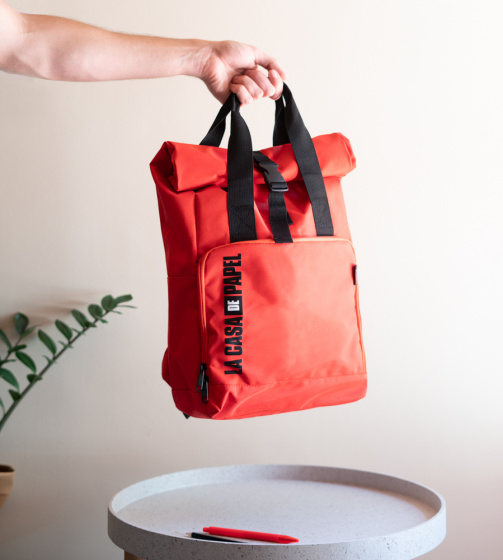 Grupo Erik Rucksack La Casa De Papel rot, aus Polyester, 18 Liter, ca. 40 x 37 x 12 cm